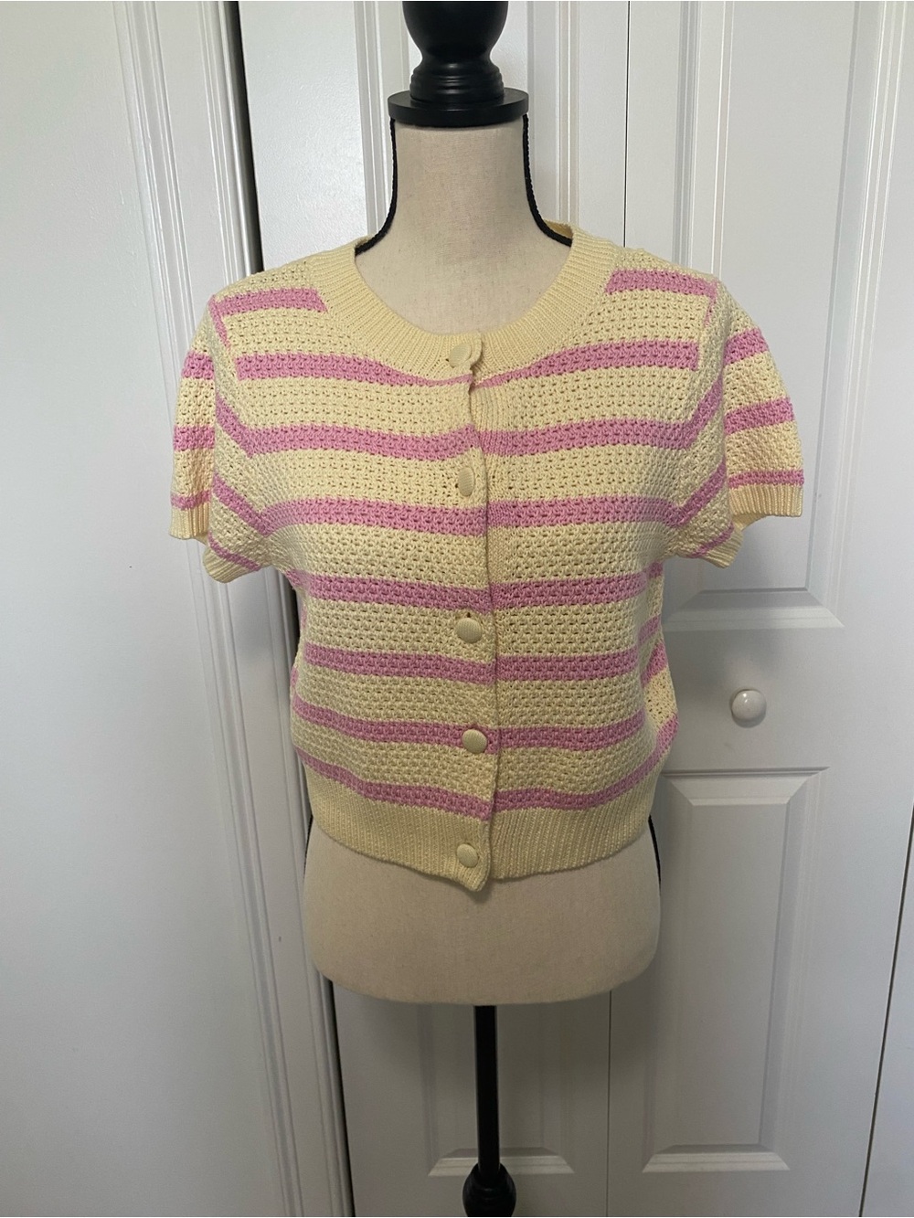 Vici Short Sleeve Cropped Crochet Cardigan - Yellow & Pink